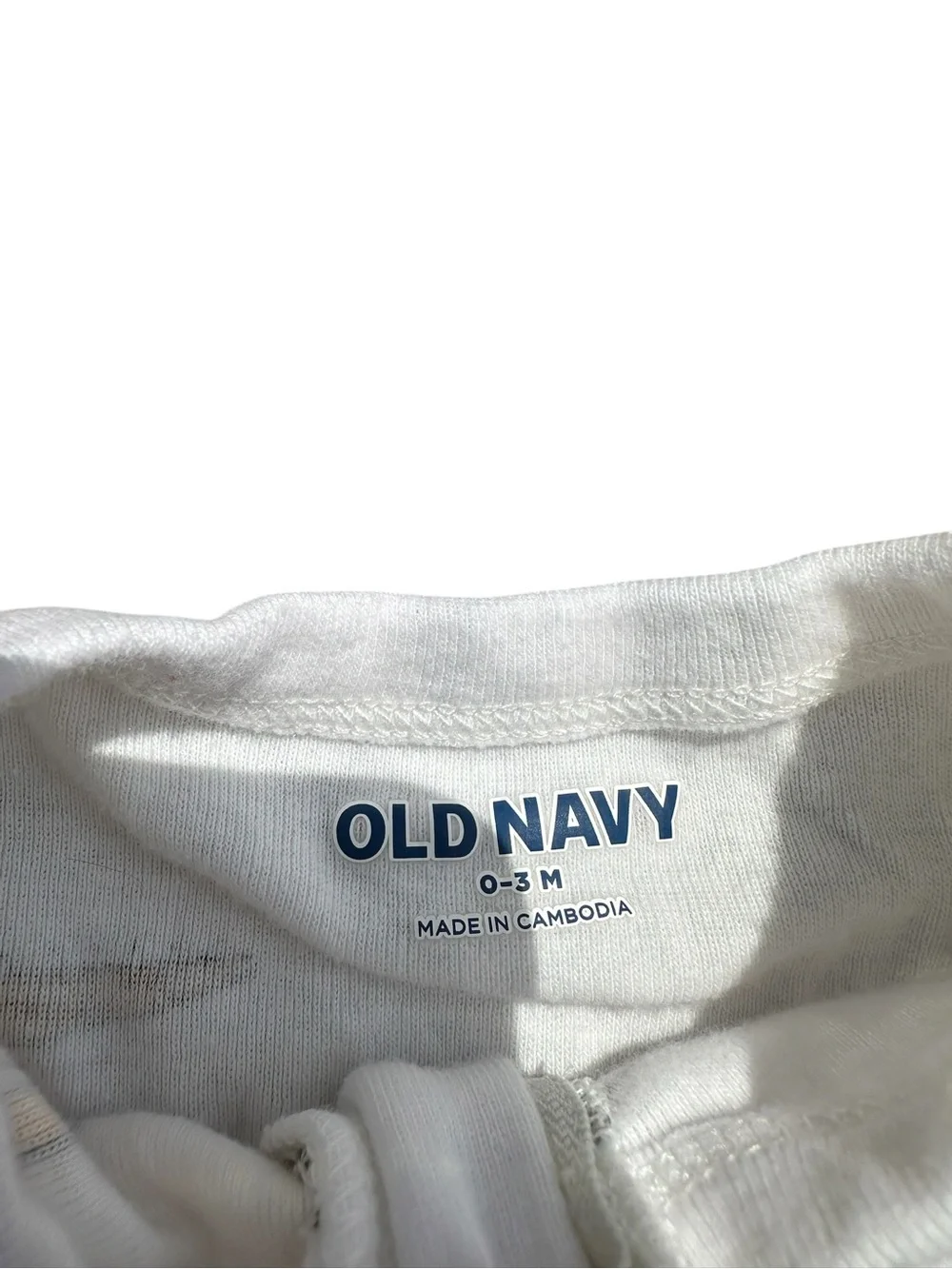 Old Navy lot of 4 footed zip closure sleeper pajamas size 0-3 months